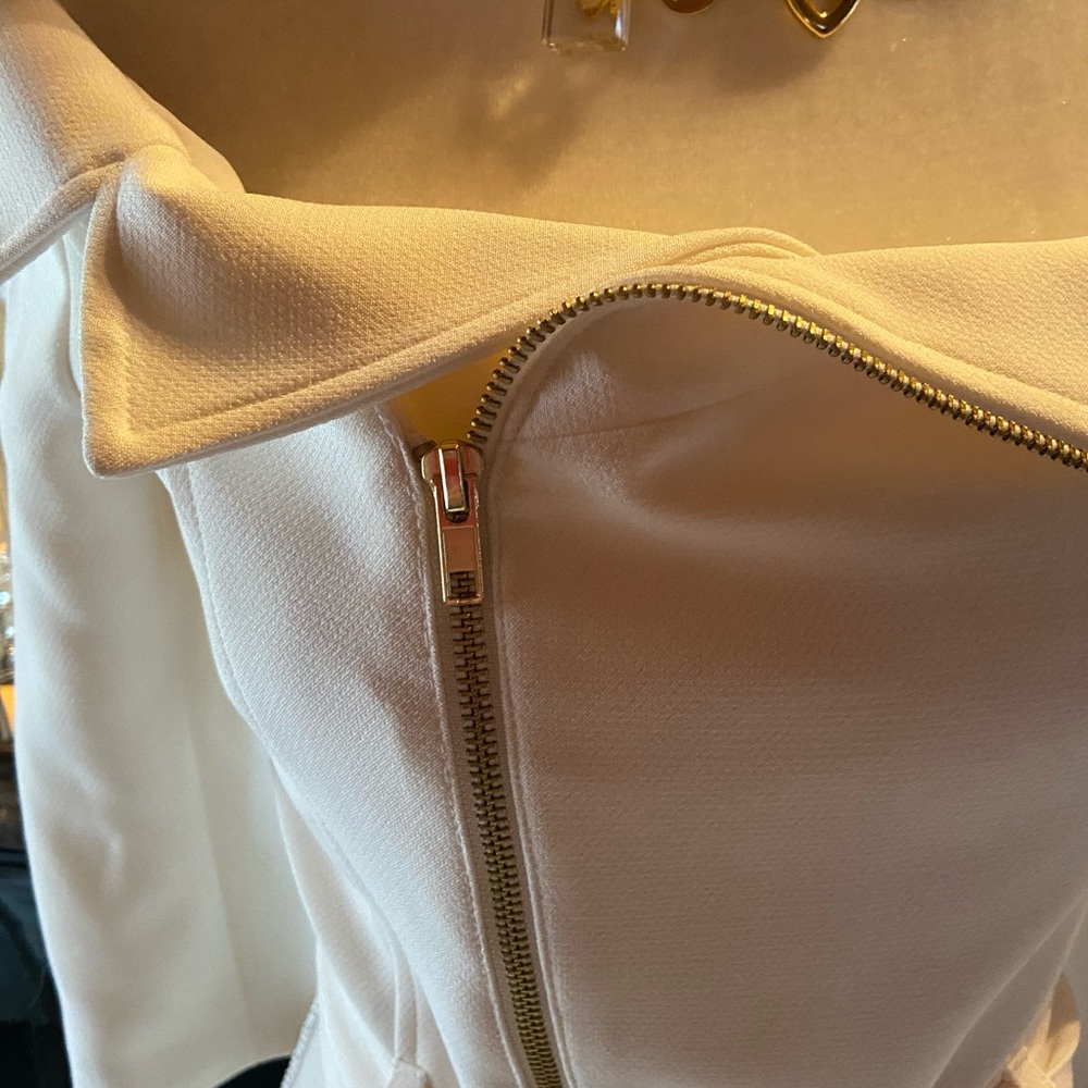 Off the Shoulder Jacket - Picture 2 of 6